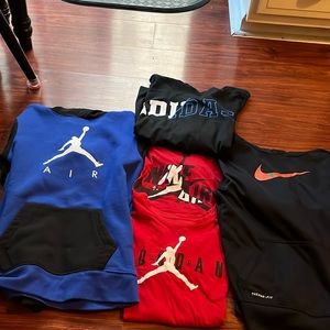 Boys XL Jordan tops
